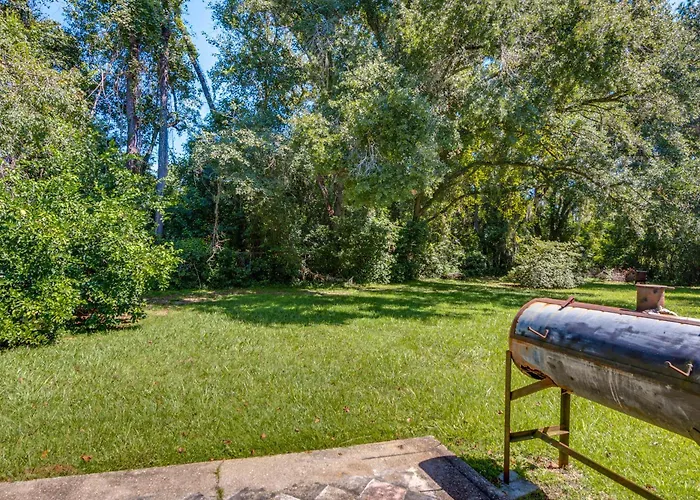 Quiet & Convenient Home, 4 Mi To Lake! Tallahassee